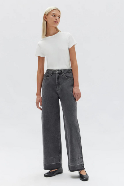 Distressed Hem Wide Leg Jean | Charcoal