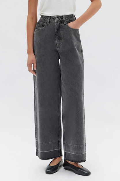 Distressed Hem Wide Leg Jean | Charcoal