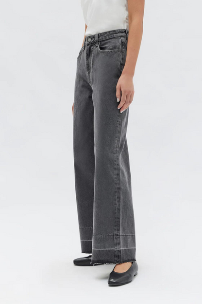 Distressed Hem Wide Leg Jean | Charcoal